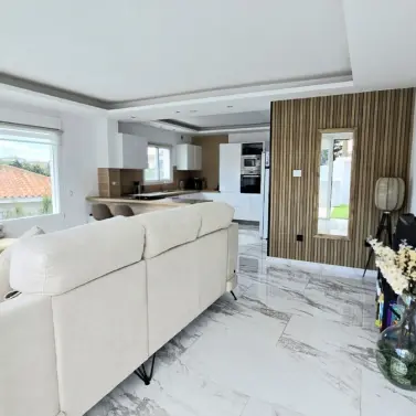 Sale of detached villa in Riviera del Sol