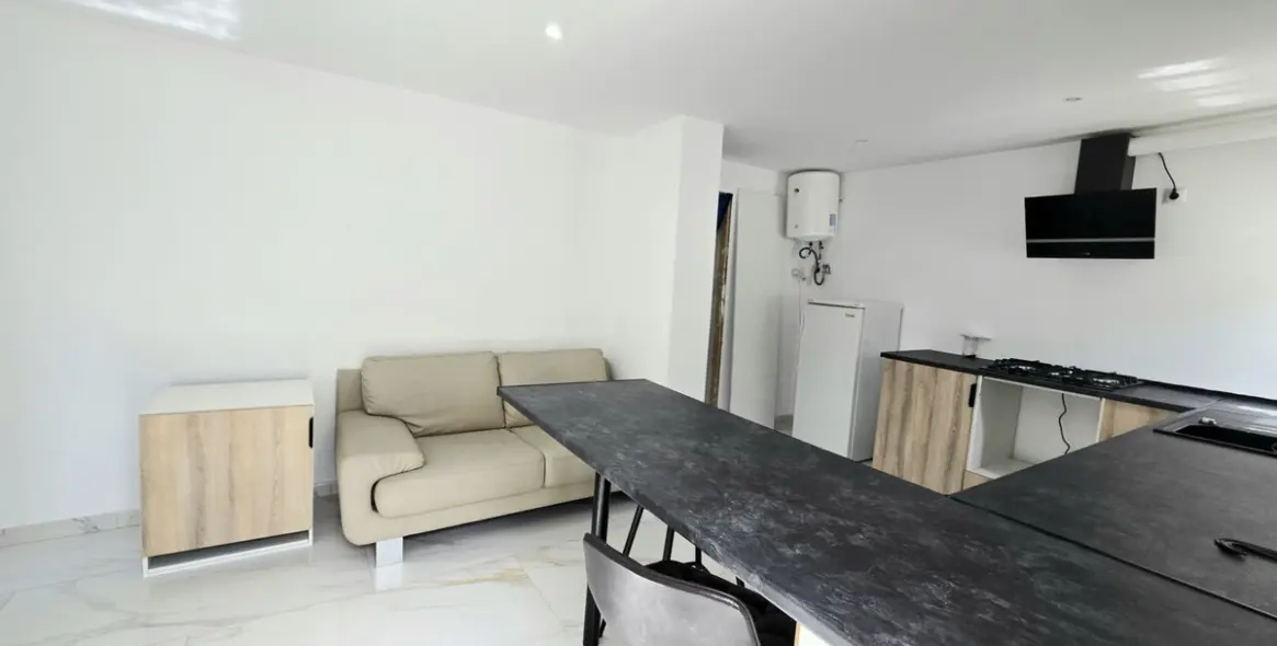 Sale of detached villa in Riviera del Sol 23