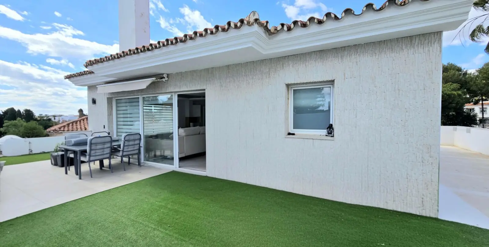 Продажа  отдельно стоящей виллы в Riviera del Sol 1