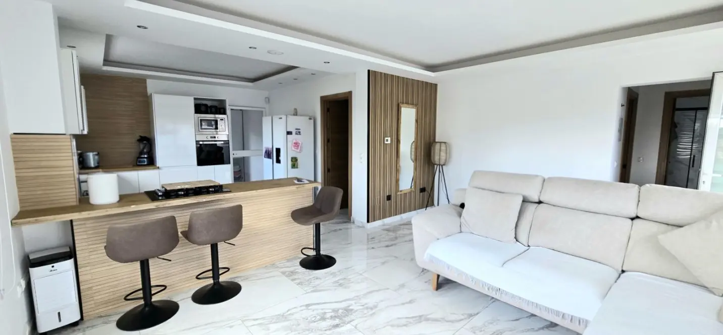 Sale of detached villa in Riviera del Sol 1