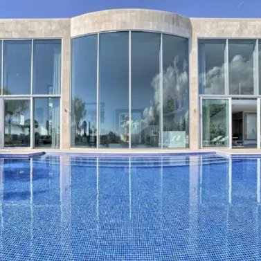 Sale of detached villa in Benahavís