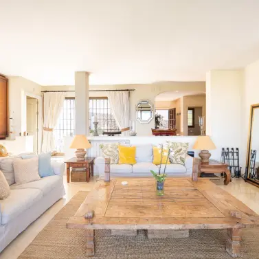 Sale of detached villa in El Rosario