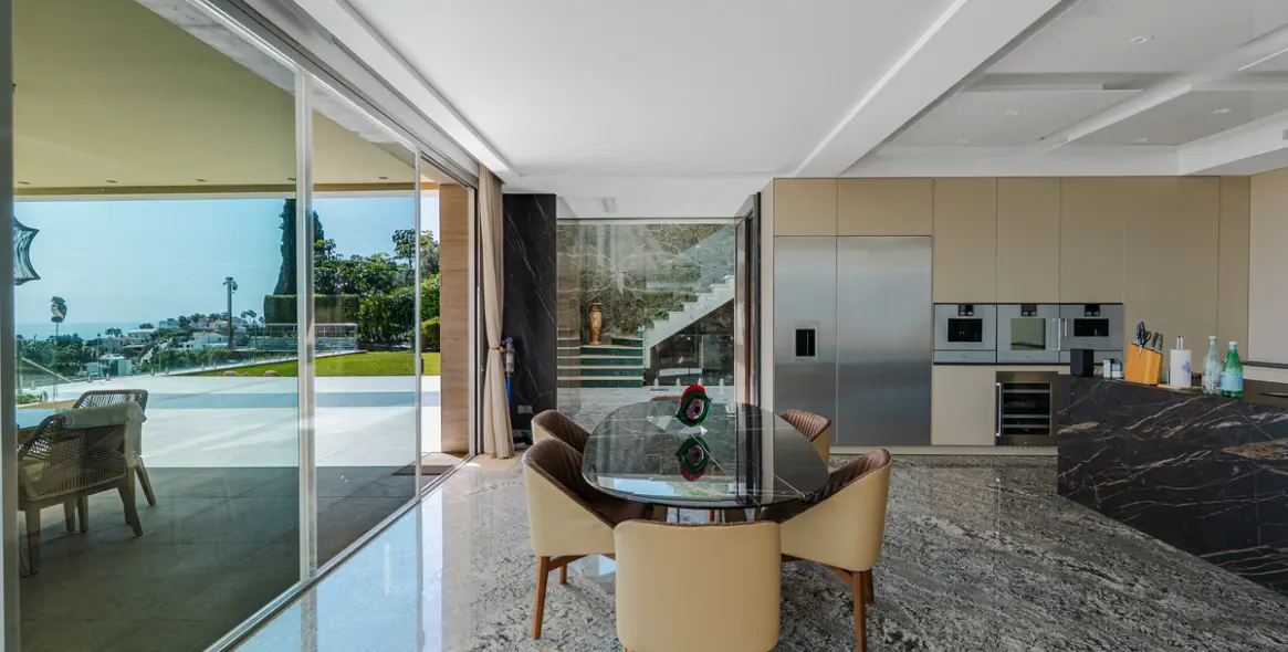 Venta de villa independiente en Benahavís 10