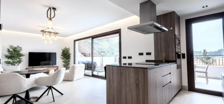 Долгосрочная аренда двухуровневого пентхауса в Cerros del Aguila 3