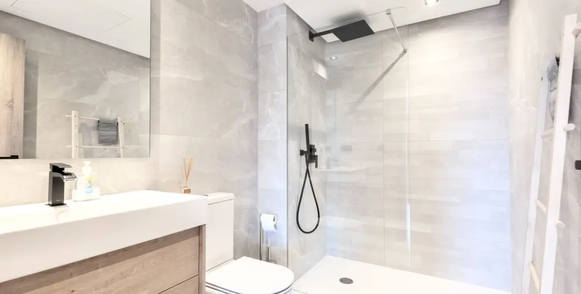 Долгосрочная аренда двухуровневого пентхауса в Cerros del Aguila 8