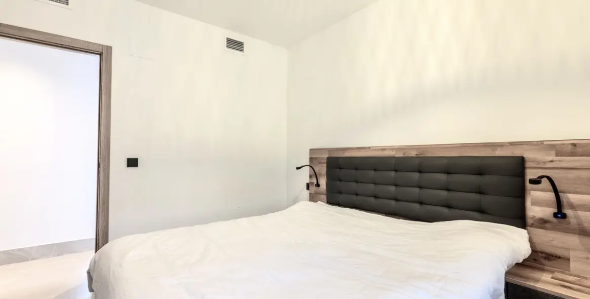 Долгосрочная аренда двухуровневого пентхауса в Cerros del Aguila 12