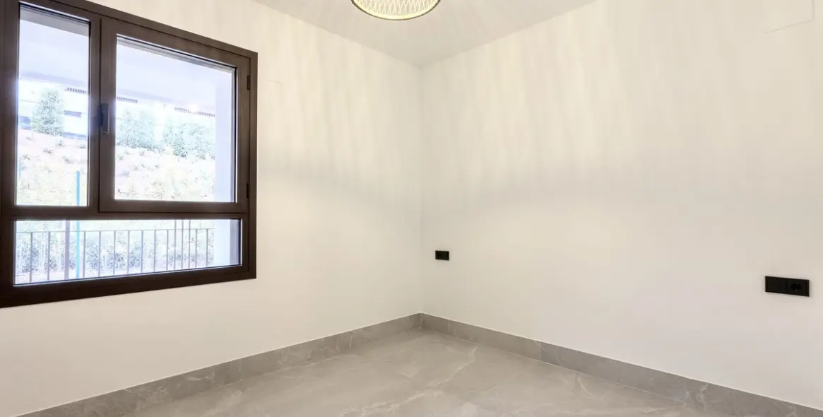 Долгосрочная аренда двухуровневого пентхауса в Cerros del Aguila 13