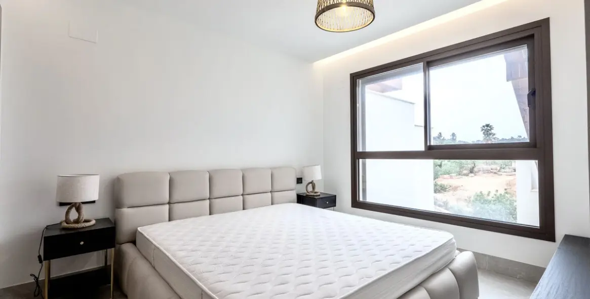 Долгосрочная аренда двухуровневого пентхауса в Cerros del Aguila 17