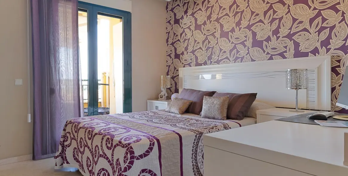 Продажа апартаментов на среднем этаже в Torrequebrada 16