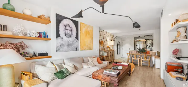 Продажа апартаментов на среднем этаже в Guadalmina Alta 1