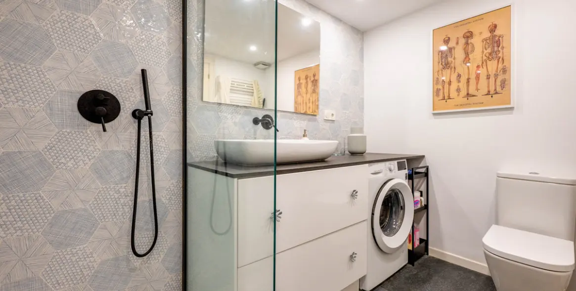 Venta de apartamento en planta media en Guadalmina Alta 19
