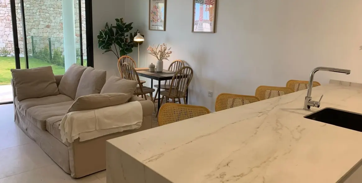 Продажа апартаментов на первом этаже в Fuengirola 1