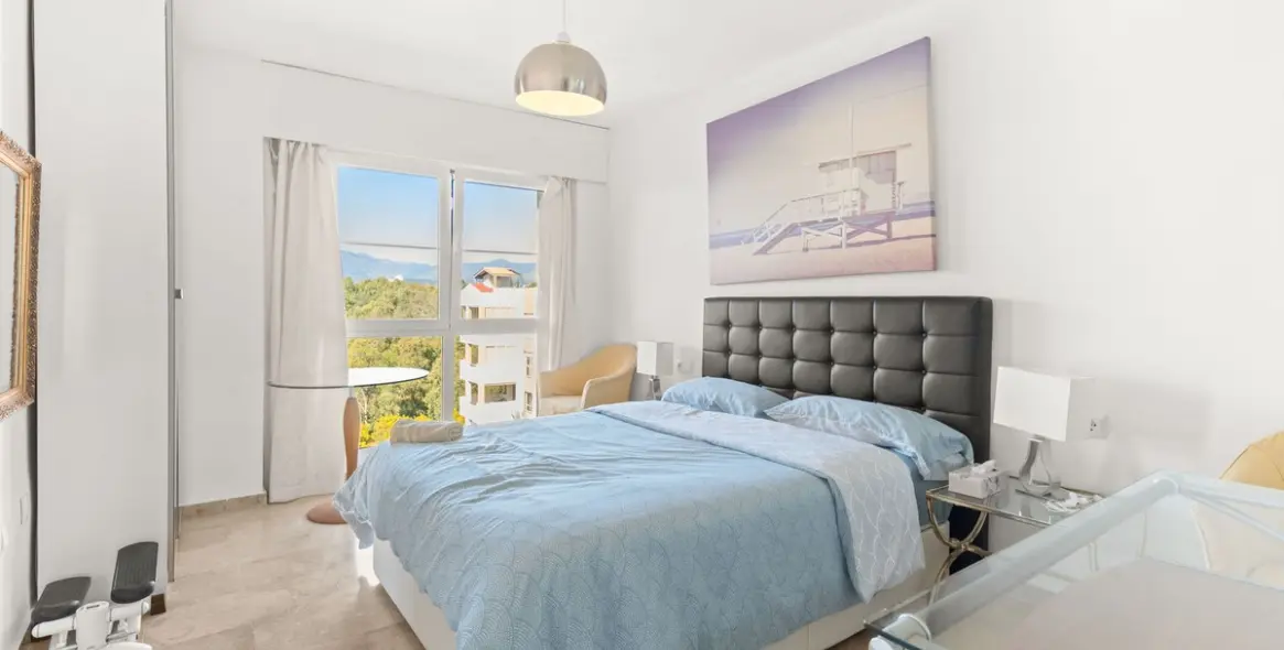 Sale of penthouse in Atalaya 7