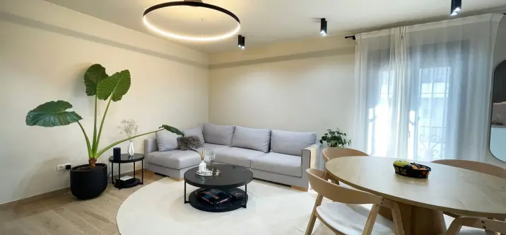 Sale of middle floor apartment in Puerto Banús 0