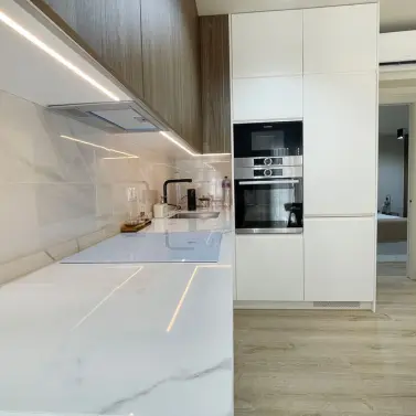 Sale of middle floor apartment in Puerto Banús