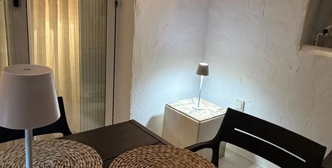 Sale of middle floor apartment in Las Chapas 29