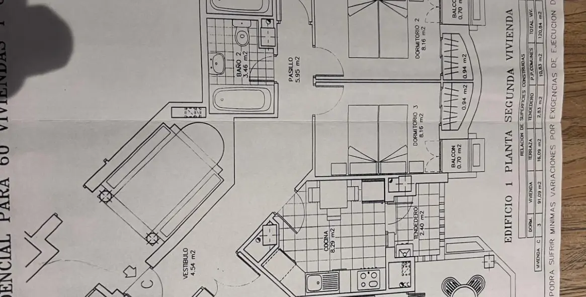 Sale of middle floor apartment in Las Chapas 31