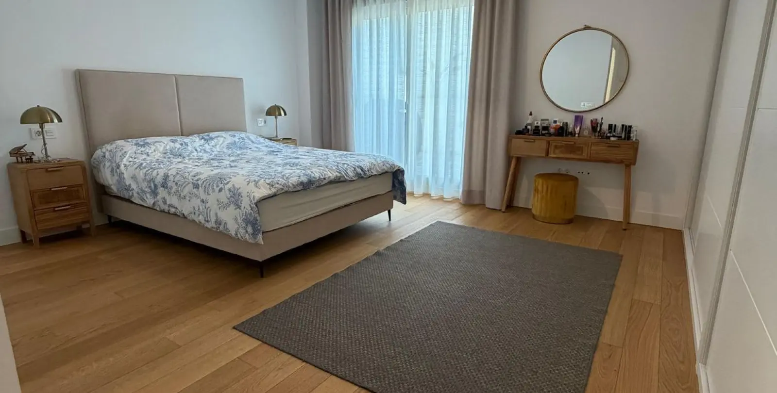 Продажа апартаментов на первом этаже в Mijas Costa 4