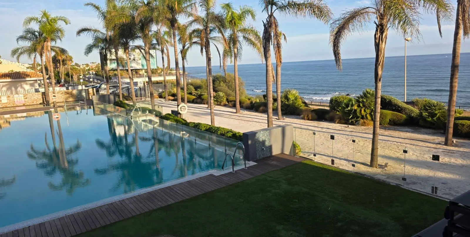 Продажа апартаментов на первом этаже в Mijas Costa 14