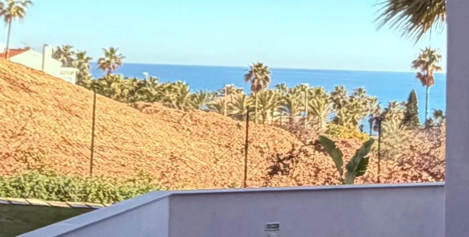 Продажа апартаментов на первом этаже в Mijas Costa 23
