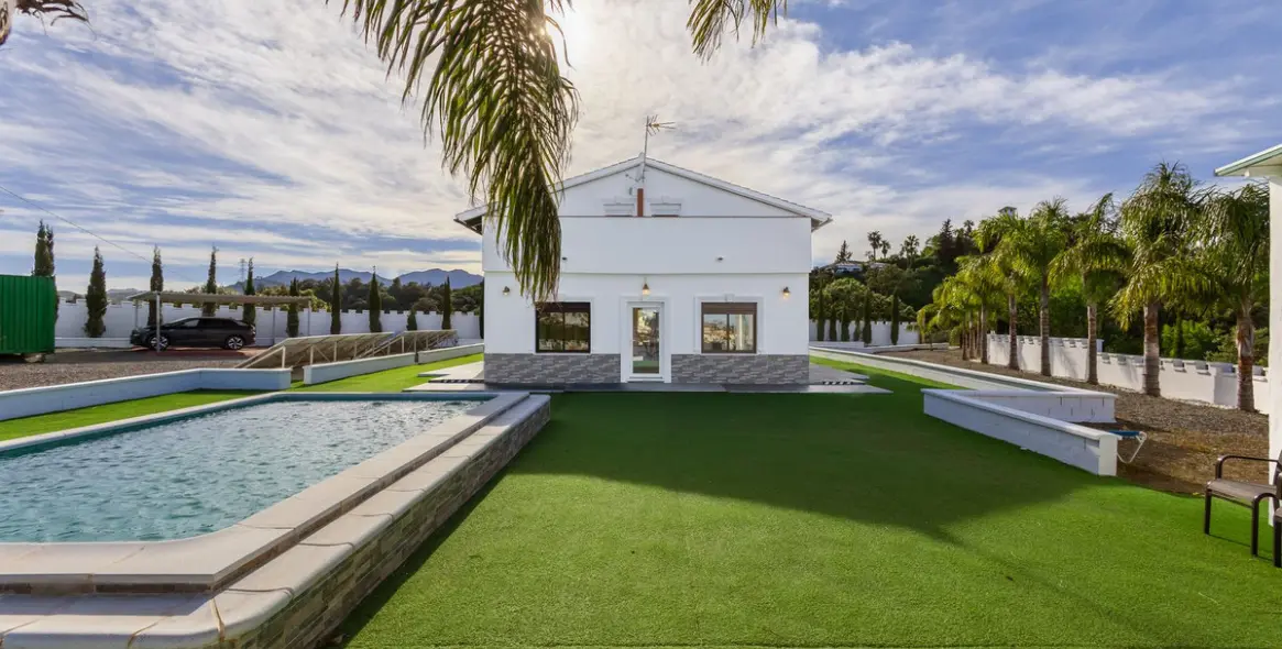 Sale of detached villa in Alhaurín el Grande 4