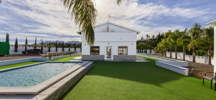 Продажа  отдельно стоящей виллы в Alhaurín el Grande 3