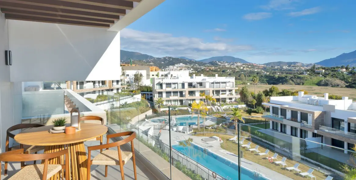 Venta de ático en Estepona 1