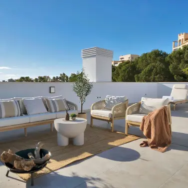 Sale of penthouse in Estepona