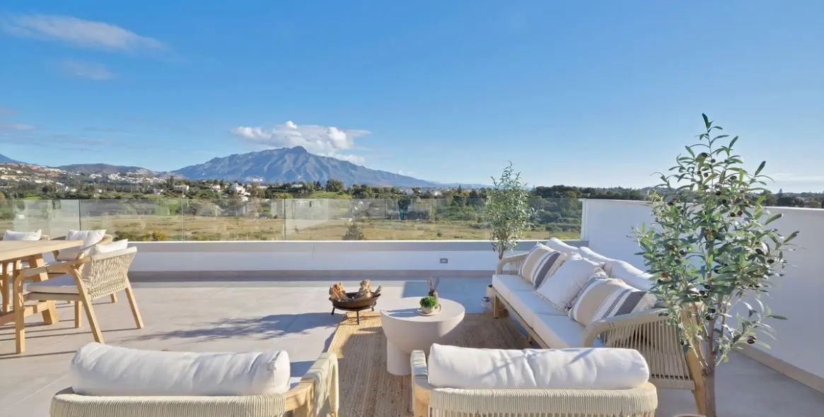 Venta de ático en Estepona 4