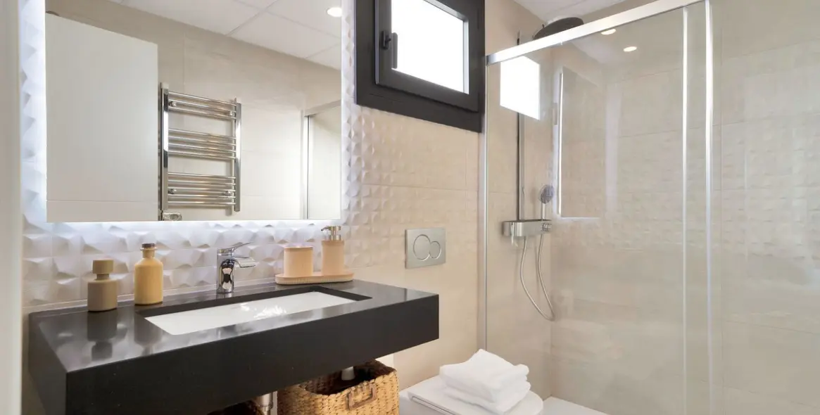 Venta de ático en Estepona 18