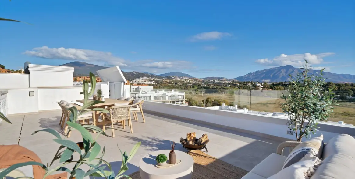 Venta de ático en Estepona 25