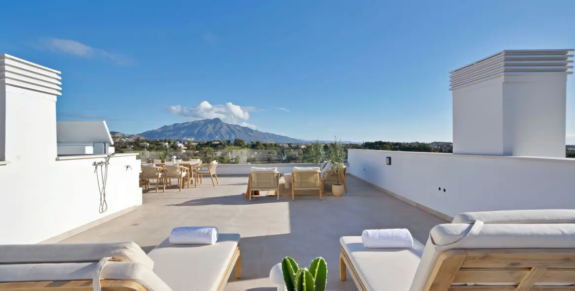 Venta de ático en Estepona 27