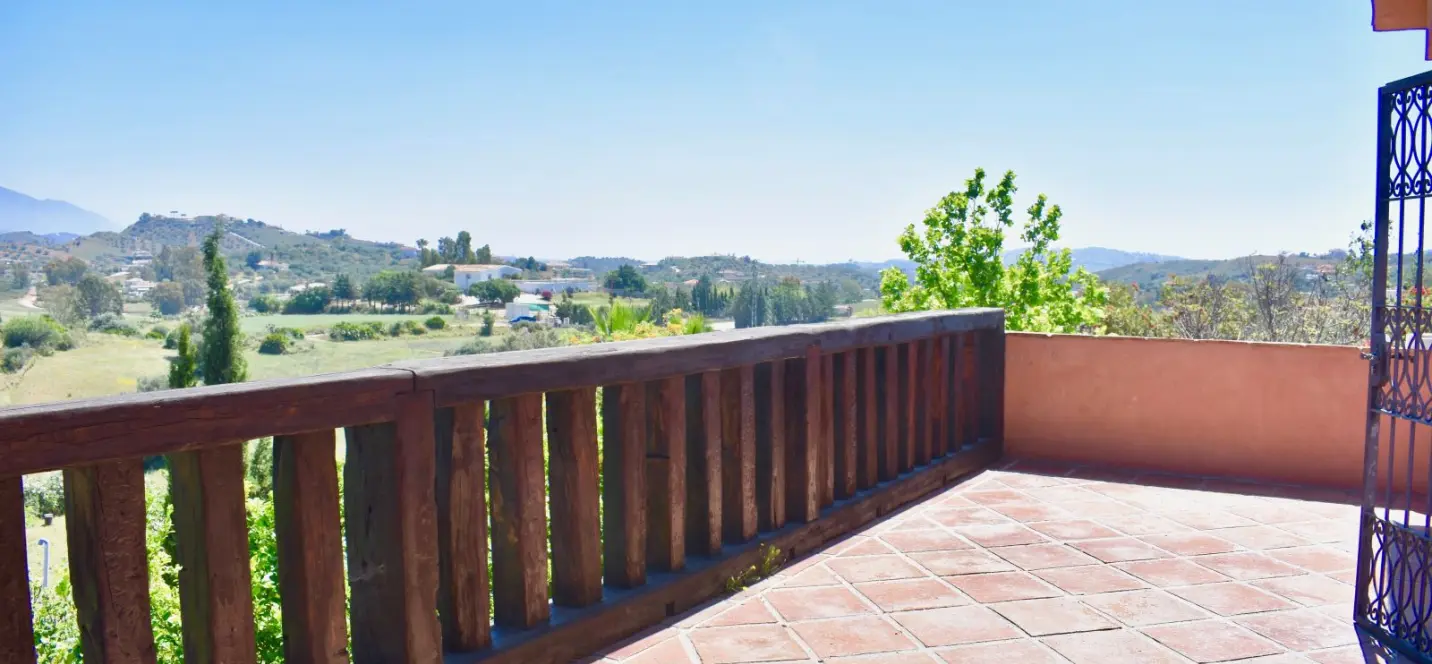 Sale of detached villa in La Cala de Mijas 3
