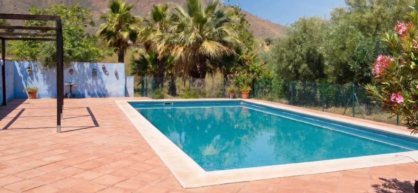 Продажа  отдельно стоящей виллы в La Cala de Mijas 0