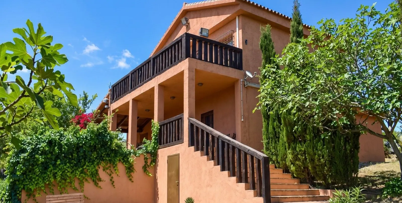 Продажа  отдельно стоящей виллы в La Cala de Mijas 2