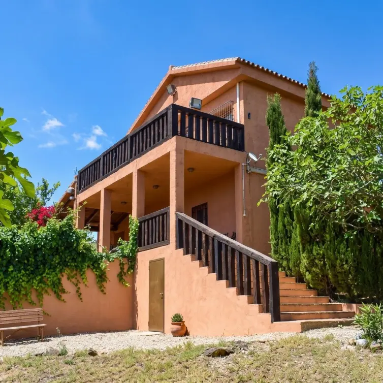 Продажа  отдельно стоящей виллы в La Cala de Mijas