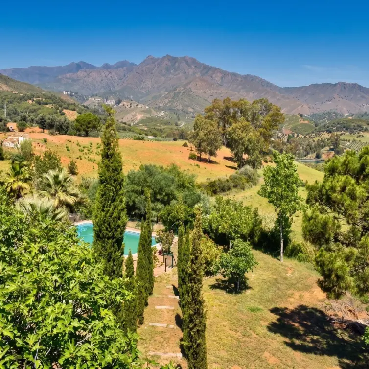 Продажа  отдельно стоящей виллы в La Cala de Mijas