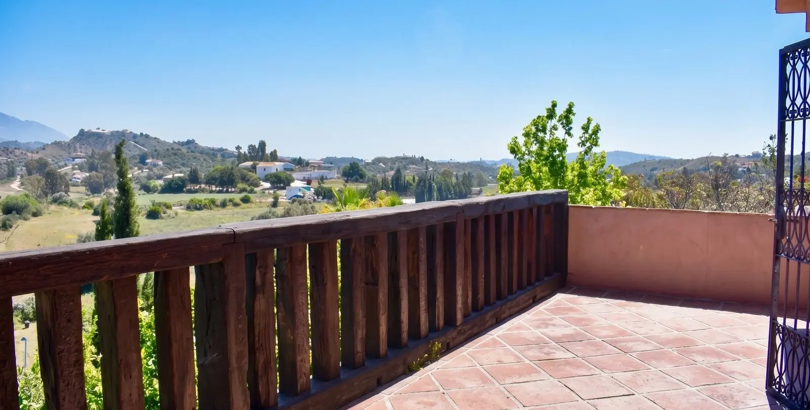 Продажа  отдельно стоящей виллы в La Cala de Mijas 6