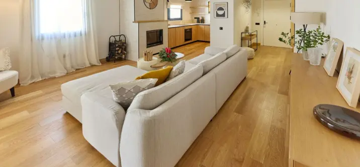 Venta de apartamento en planta media en Puerto Banús 0