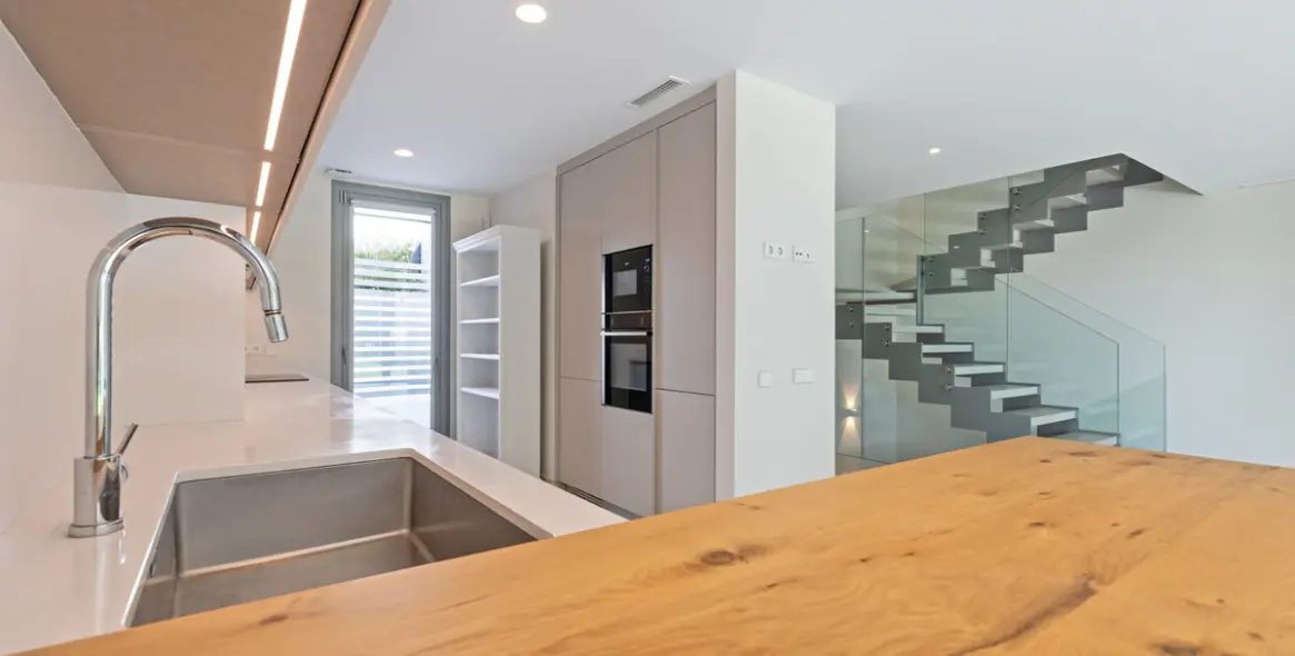 Venta de casa pareada en San Pedro de Alcántara 5