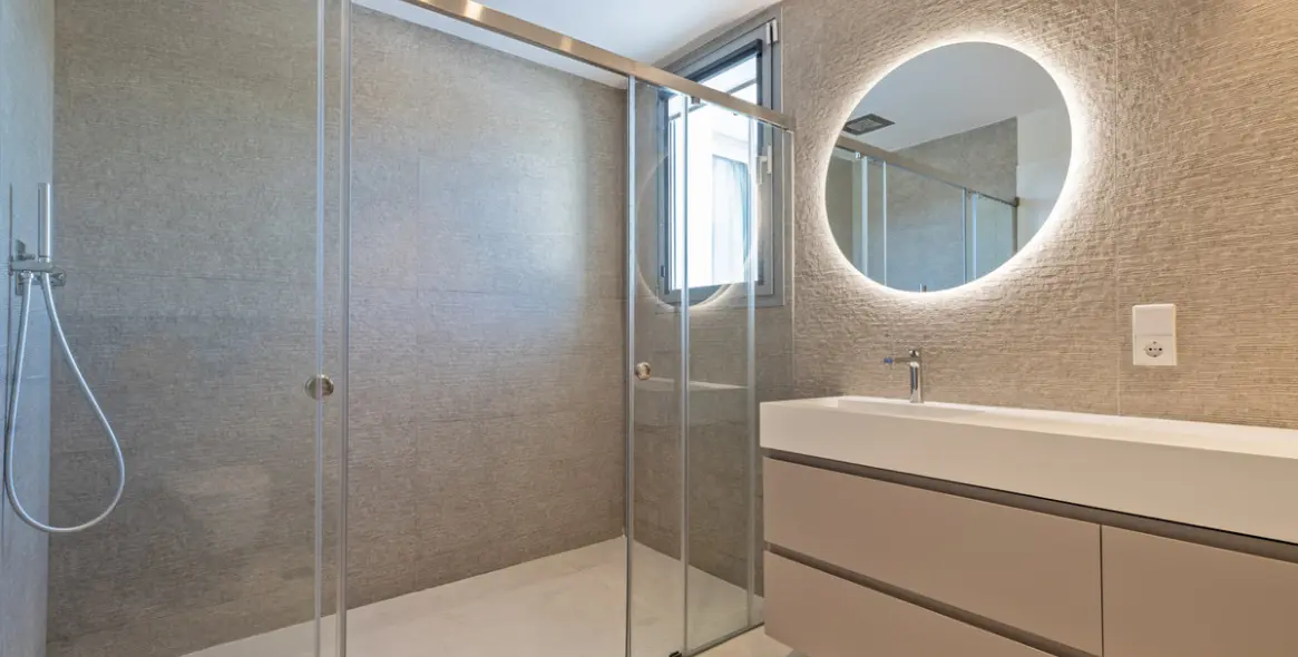 Venta de casa pareada en San Pedro de Alcántara 13