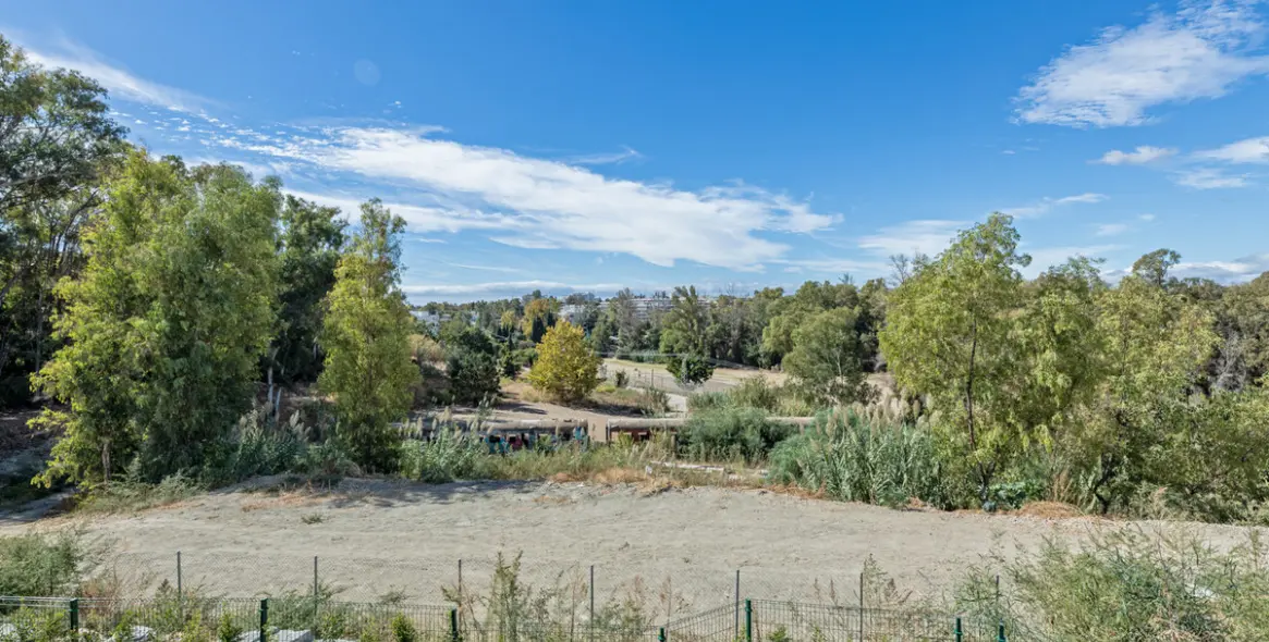 Venta de casa pareada en San Pedro de Alcántara 19