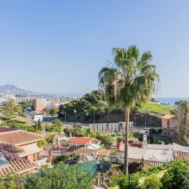 Venta de villa independiente en Fuengirola