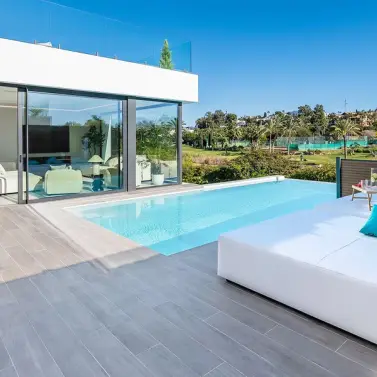 Venta de villa independiente en El Paraiso