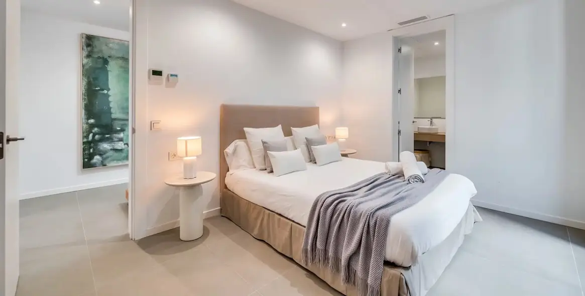 Продажа  отдельно стоящей виллы в El Paraiso 17