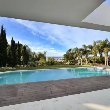 Venta de villa independiente en Higueron