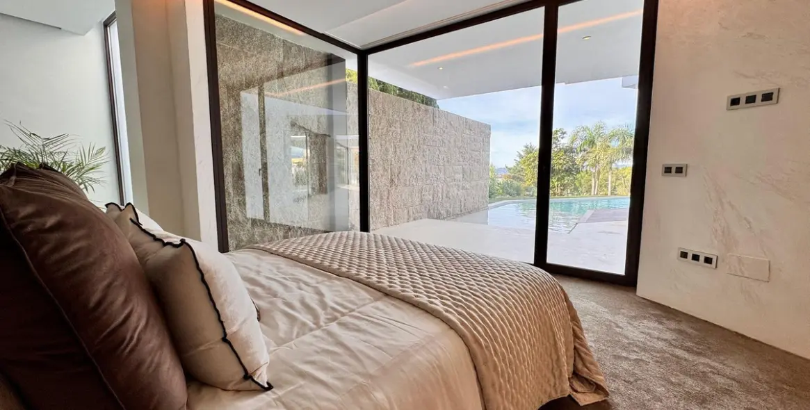 Venta de villa independiente en Higueron 4