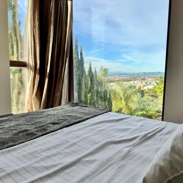 Venta de villa independiente en Higueron