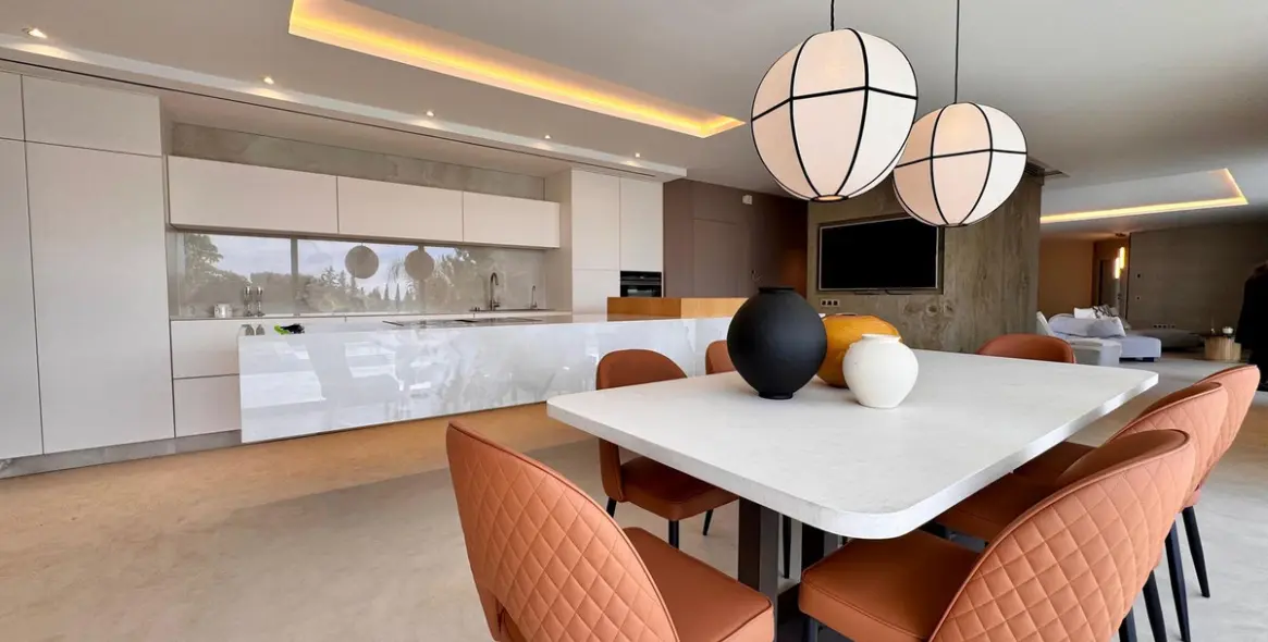 Venta de villa independiente en Higueron 13