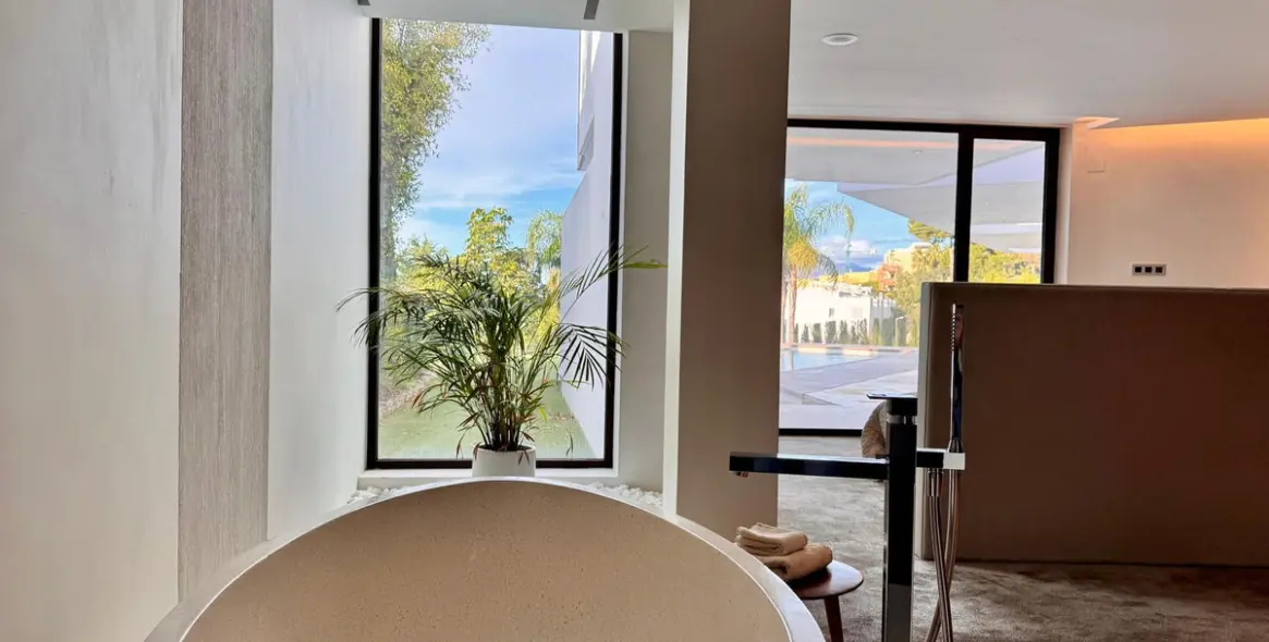 Venta de villa independiente en Higueron 20